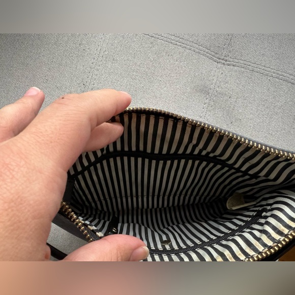 Kate Spade ♠️ Cross body - Picture 5 of 6